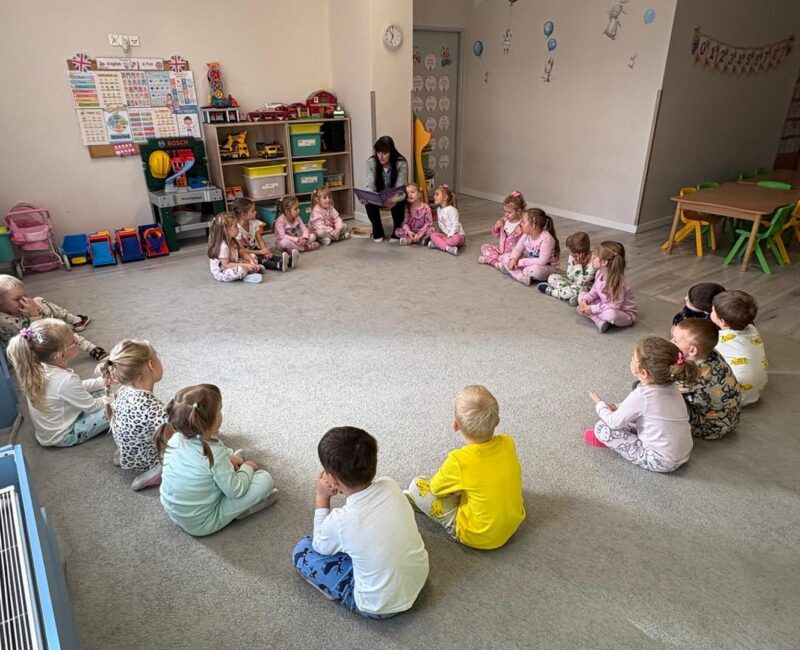 571330107_1352107473370830_3235393837598413107_n